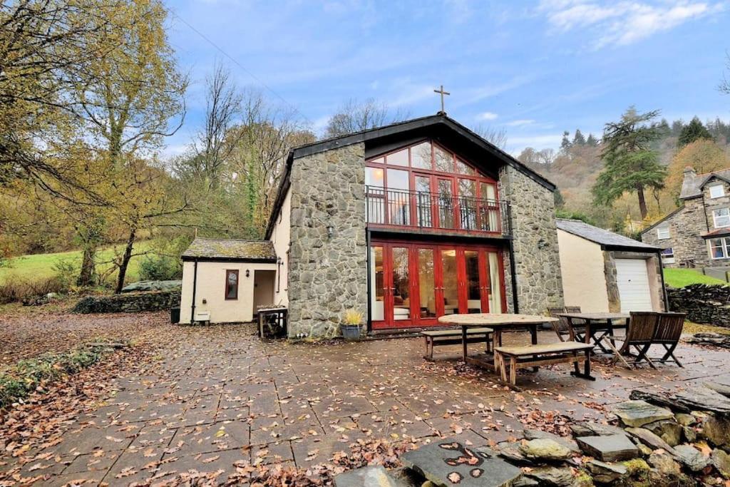 Holiday home Y Coed Serviced *